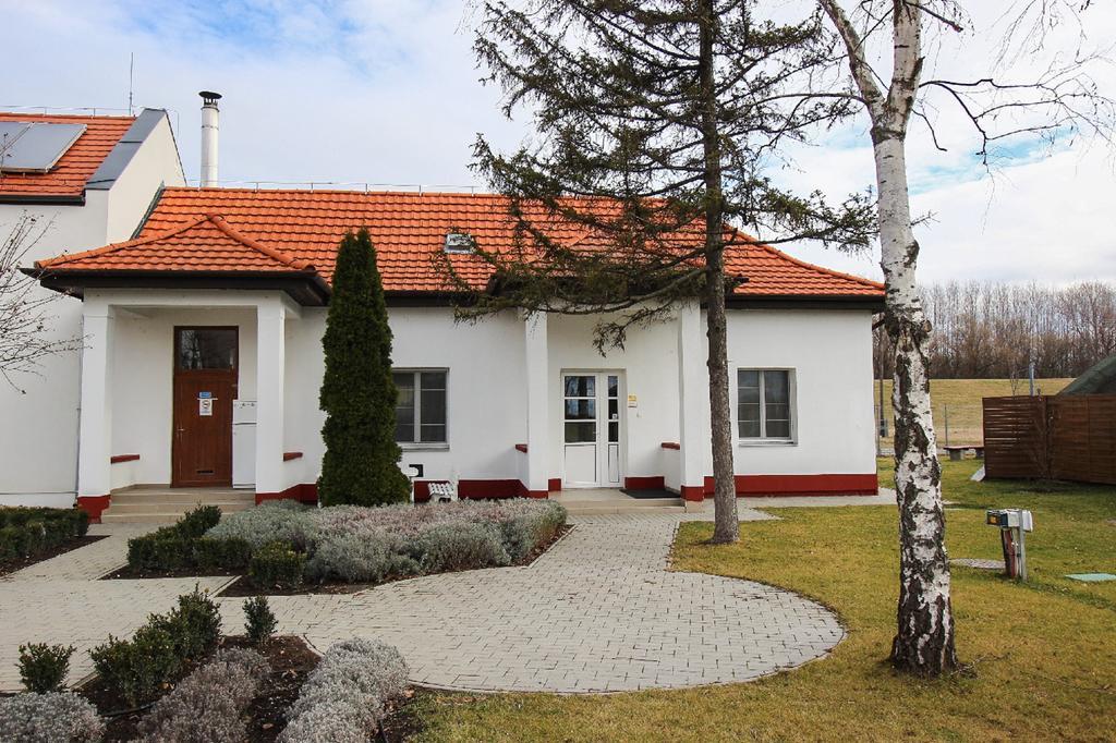 Gyevitur Apartman Algyo Buitenkant foto